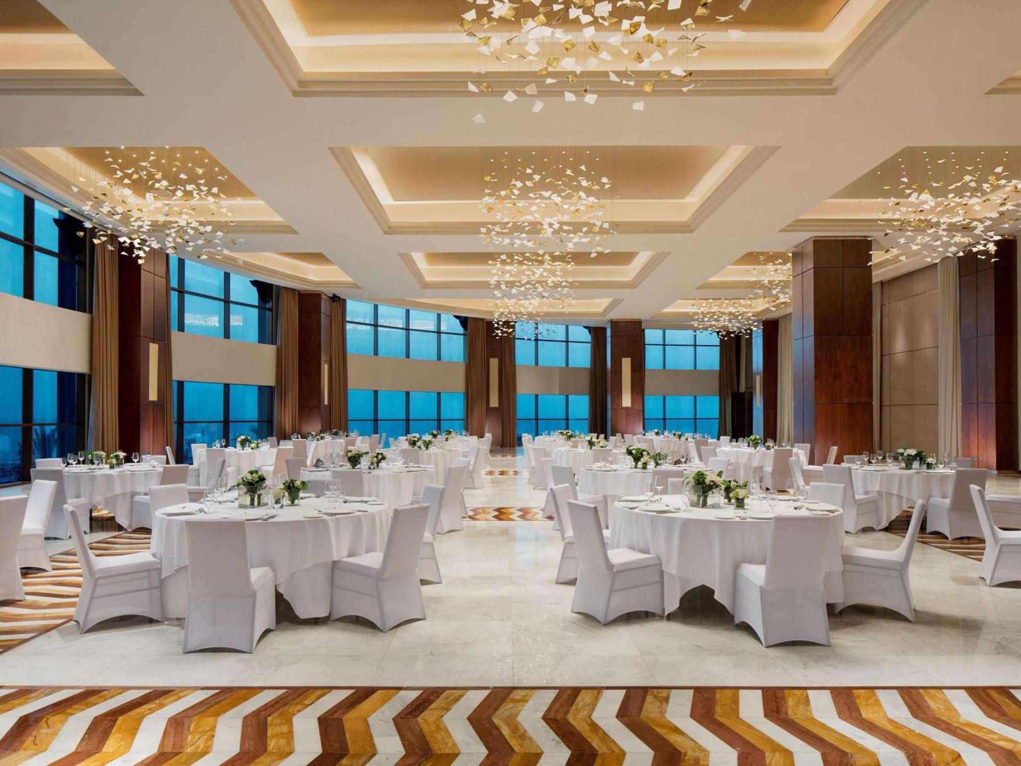 Fairmont Ajman Hotel Ngoại thất bức ảnh The Grand Ballroom