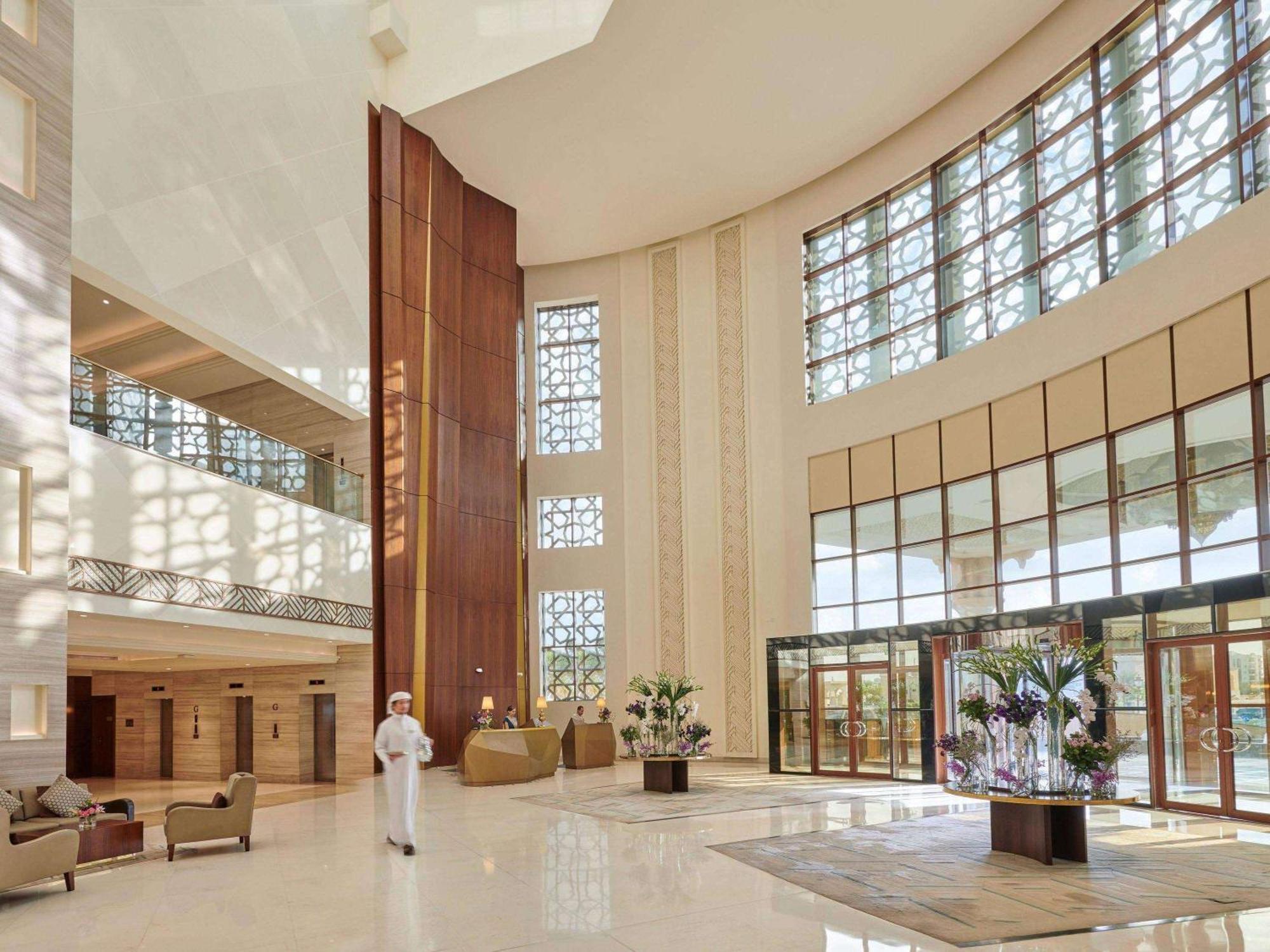 Fairmont Ajman Hotel Ngoại thất bức ảnh Lobby