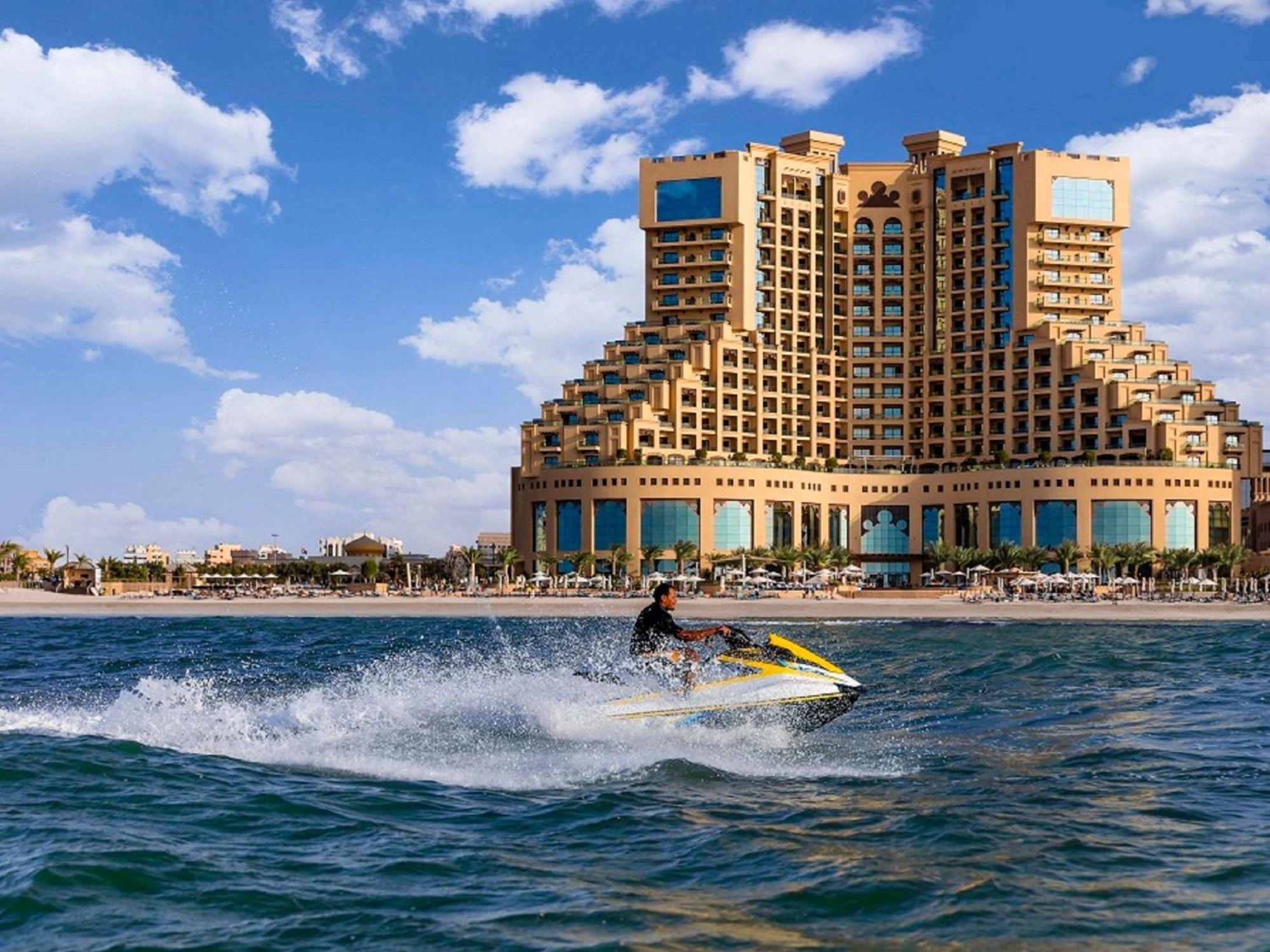 Fairmont Ajman Hotel Ngoại thất bức ảnh The Jumeirah Beach Hotel