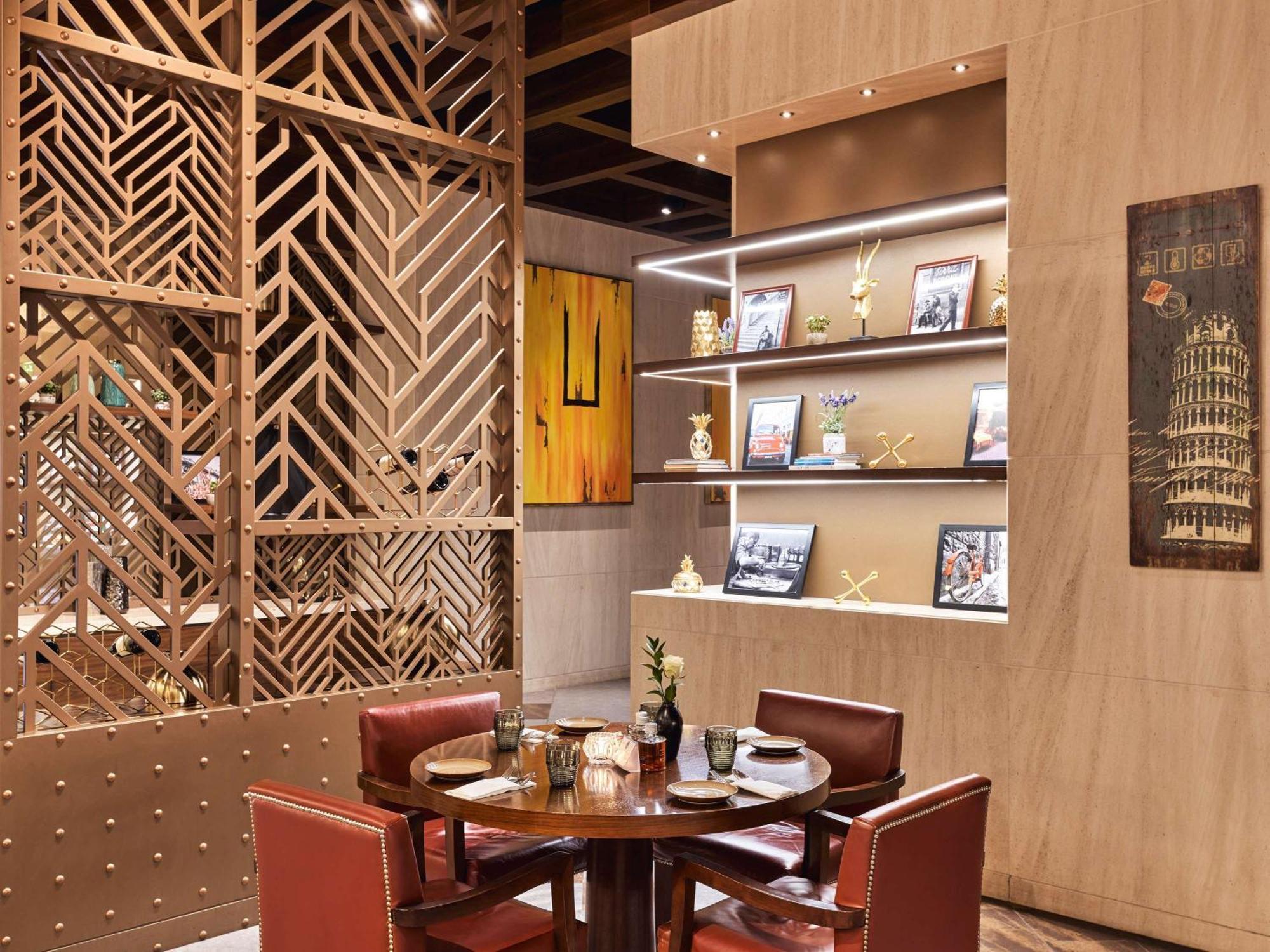 Fairmont Ajman Hotel Ngoại thất bức ảnh The interior of the lounge
