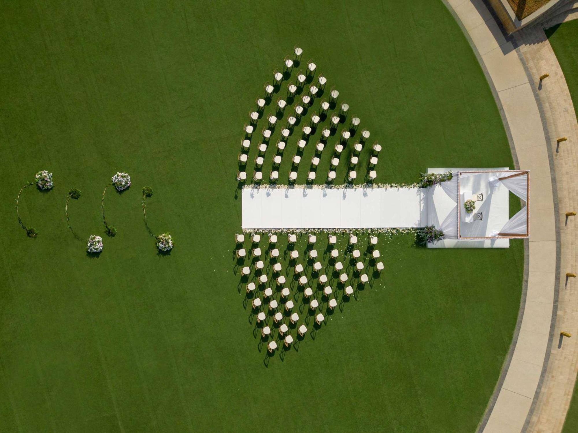Fairmont Ajman Hotel Ngoại thất bức ảnh Aerial view of the memorial